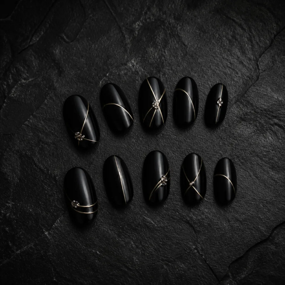 Black Tie black and gold press-on nail set
